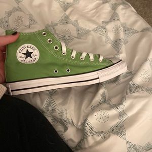 Bright Green High Top Converse size Women’s 9.5/ Men’s 7.5